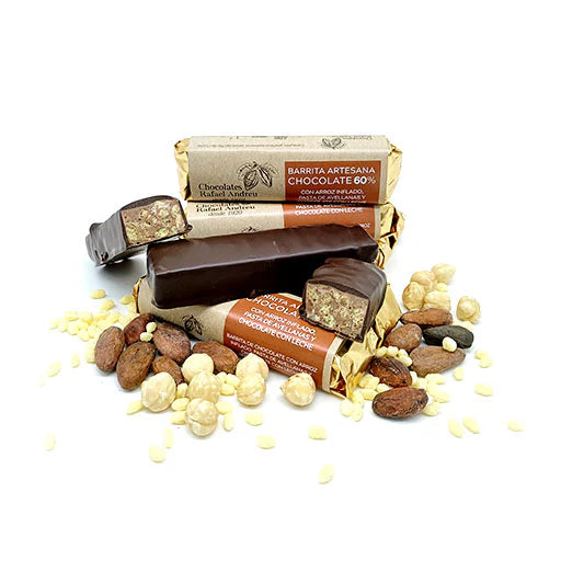 BARRITA ARTESANA DE CHOCOLATE 60% ARROZ INFLADO, PASTA DE AVELLANAS Y CHOCOLATE DE LECHE